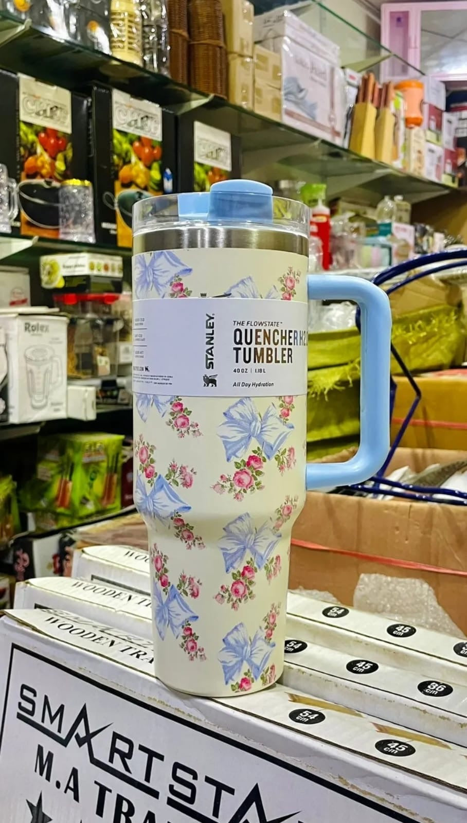 900ml Stainless Steel Travel Tumbler, Stanley Style Vacuum Insulated Mug with Handle & Straw Lid, Leakproof Coffee Cup for Hot & Cold Drinks, Car Cup Holder Friendly, Multi Color